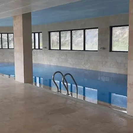 Urlaub Am Pool شقة *